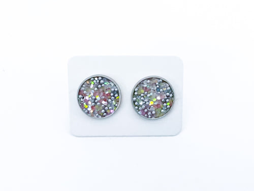 Earring Studs Pearled Snowberry